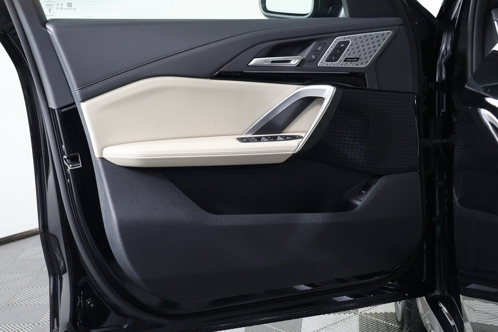 2025 BMW X1 xDrive28i 7