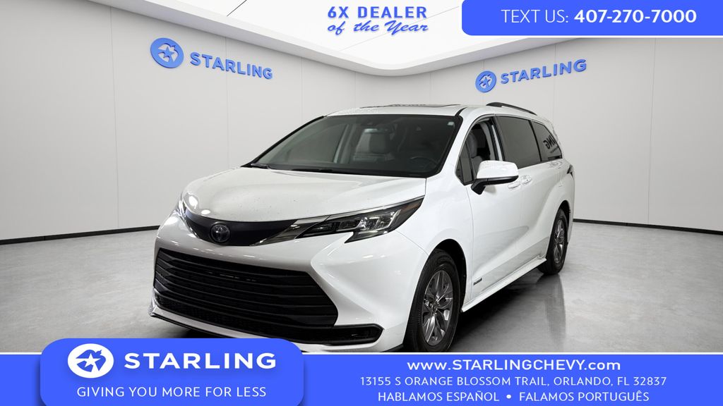 Super White 2021 Toyota Sienna Minivan All-Wheel Drive Continuously Variable Transmission
