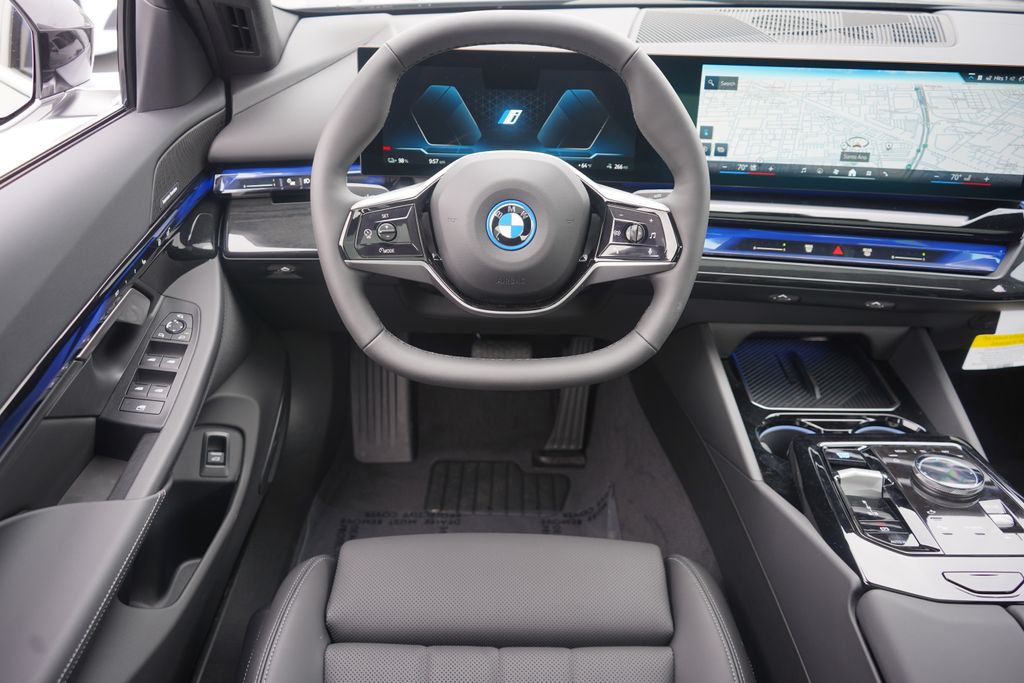 2024 BMW i5 eDrive40 15