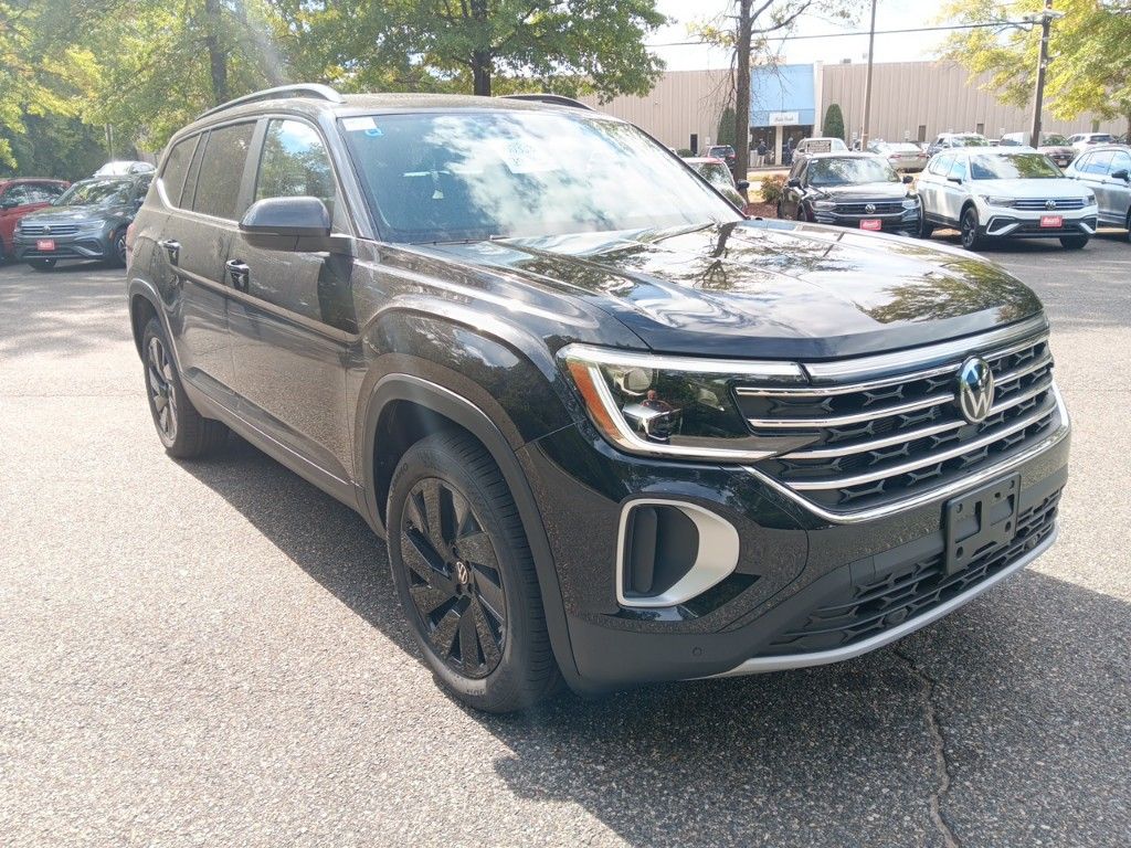 2025 Volkswagen Atlas 2.0T SE w/Technology 7