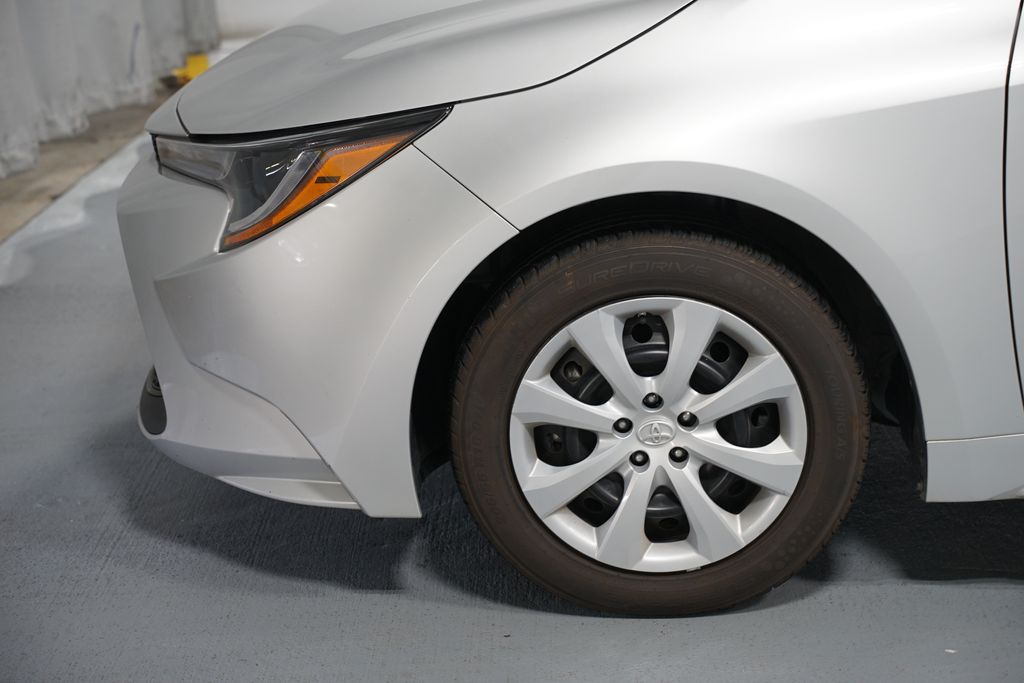 Thumbnail: 2022 Toyota Corolla - 5
