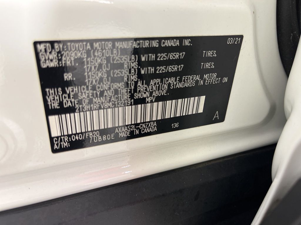 Thumbnail: 2021 Toyota RAV4 - 23