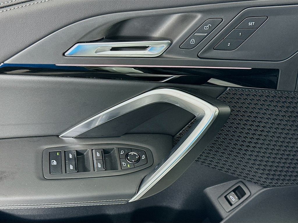 Thumbnail: 2026 BMW X1 - 20