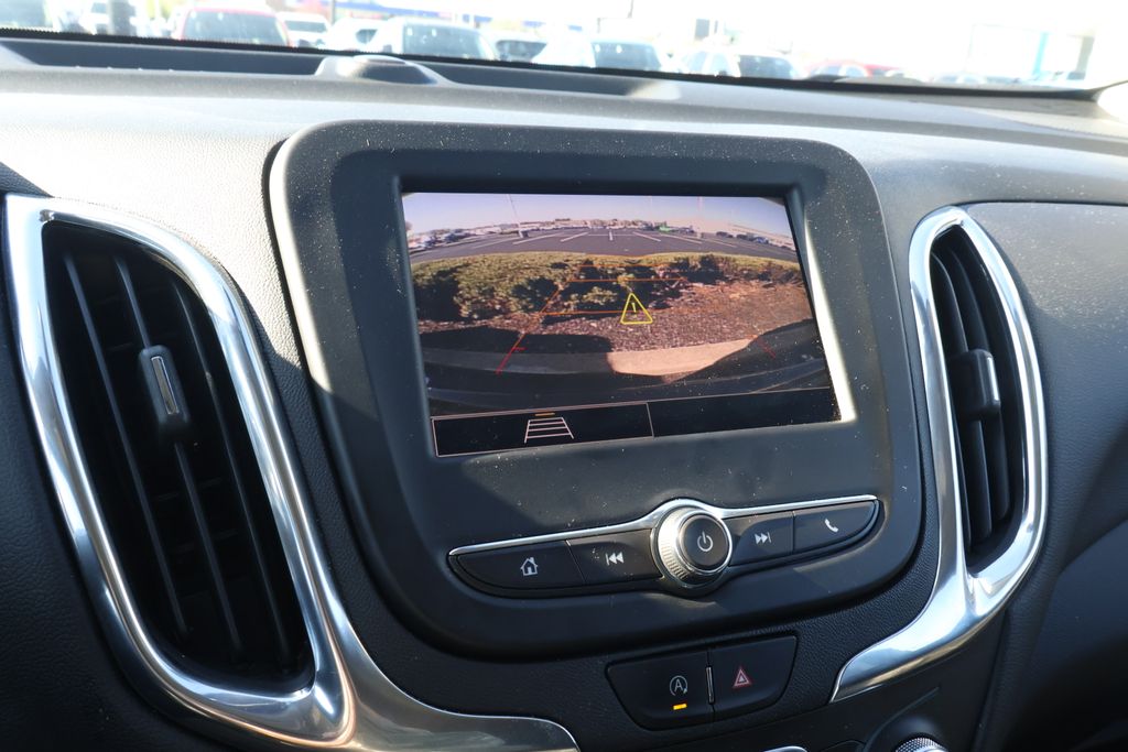 Thumbnail: 2023 Chevrolet Equinox - 24