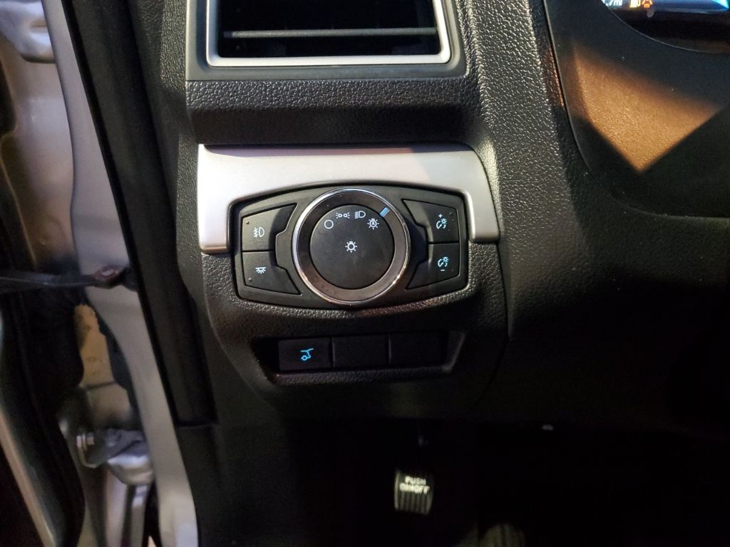 Used Car 2017 Ford Explorer  Xlt For Sale Under $20,000 In Austin, Texas