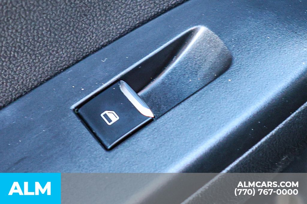 Used 2024 Gray Ford ST-Line image 55