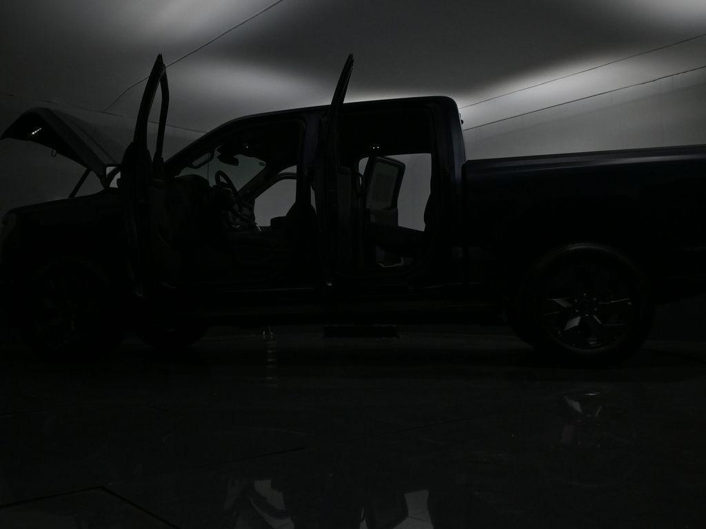 2024 Ford F-150 Lightning Flash