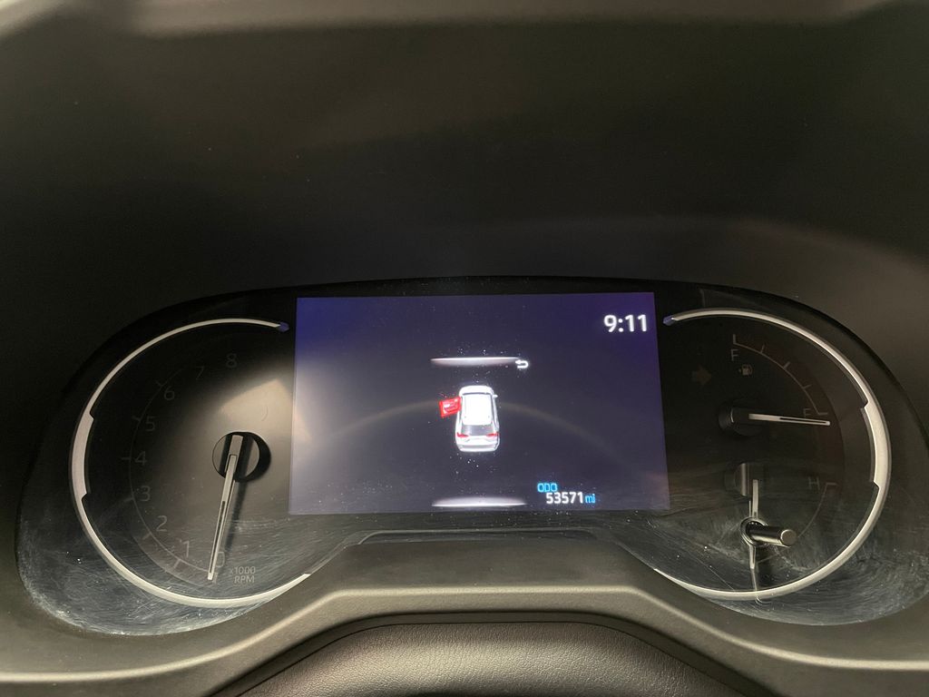 2023 Toyota RAV4 Adventure 23