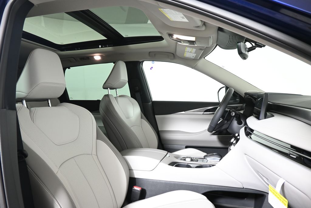 Thumbnail: 2026 INFINITI QX60 - 22