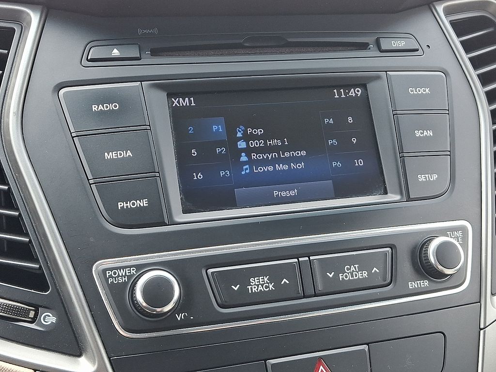 Thumbnail: 2017 Hyundai Santa Fe - 17