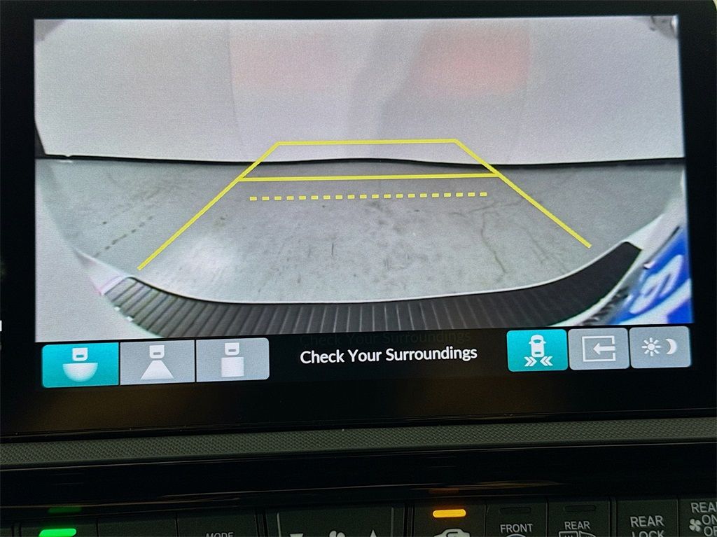 2025 Honda Odyssey Touring photo