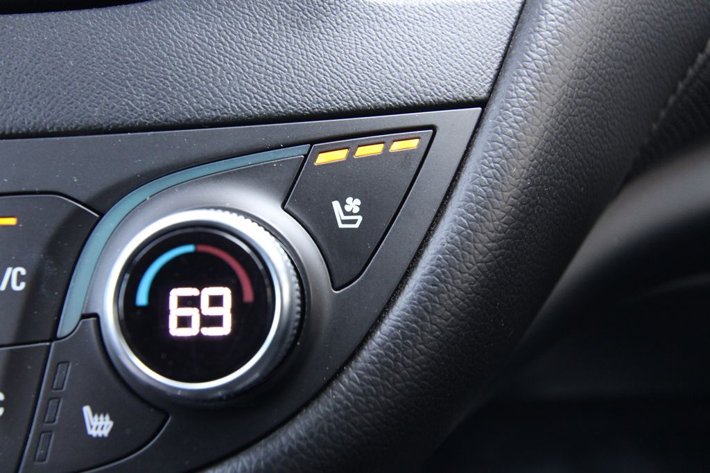Used 2024 Chevrolet Malibu Sedan