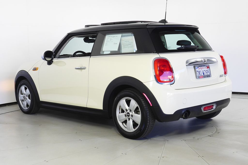 Thumbnail: 2015 MINI Cooper - 9