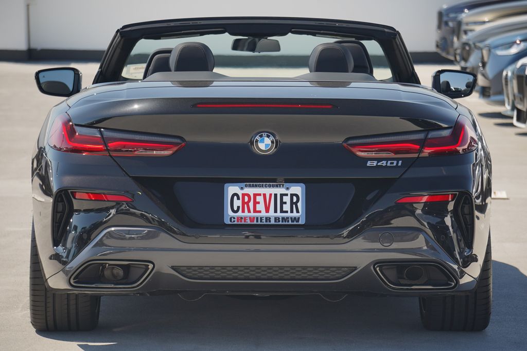 Thumbnail: 2026 BMW 8 Series - 8