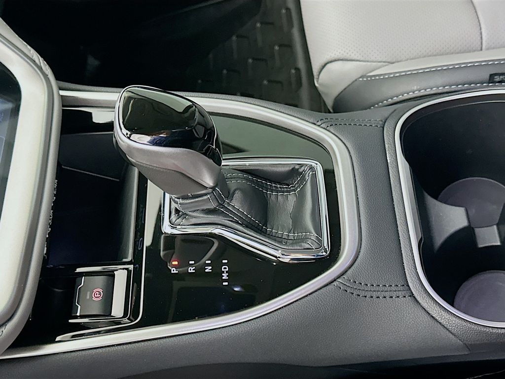 Thumbnail: 2025 Subaru Outback - 17