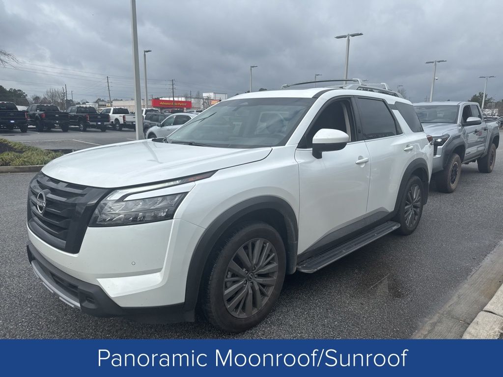 2025 Nissan Pathfinder SL FWD