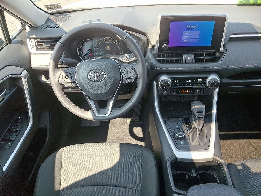 2024 Toyota RAV4 XLE 12