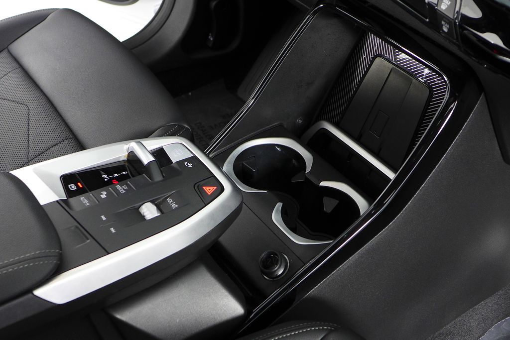 Thumbnail: 2023 BMW X1 - 15