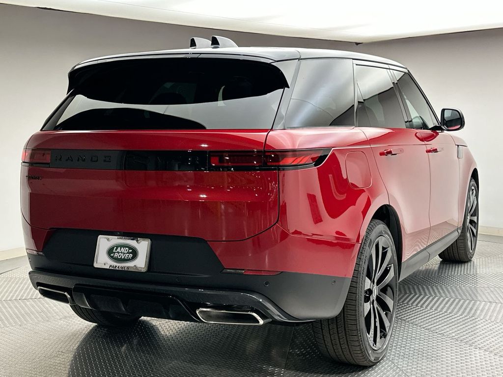 2025 Land Rover Range Rover Sport SE 2