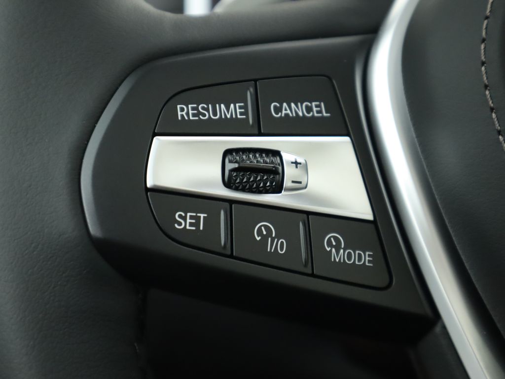 Thumbnail: 2026 BMW X5 - 11