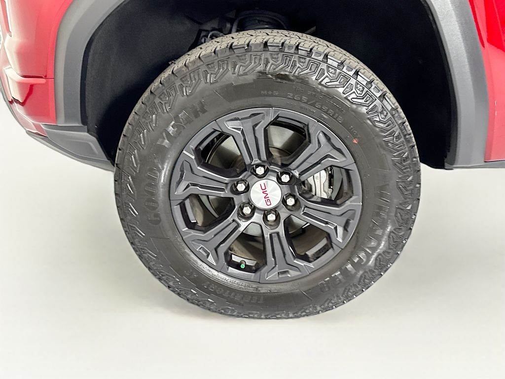 Thumbnail: 2024 GMC Canyon - 30