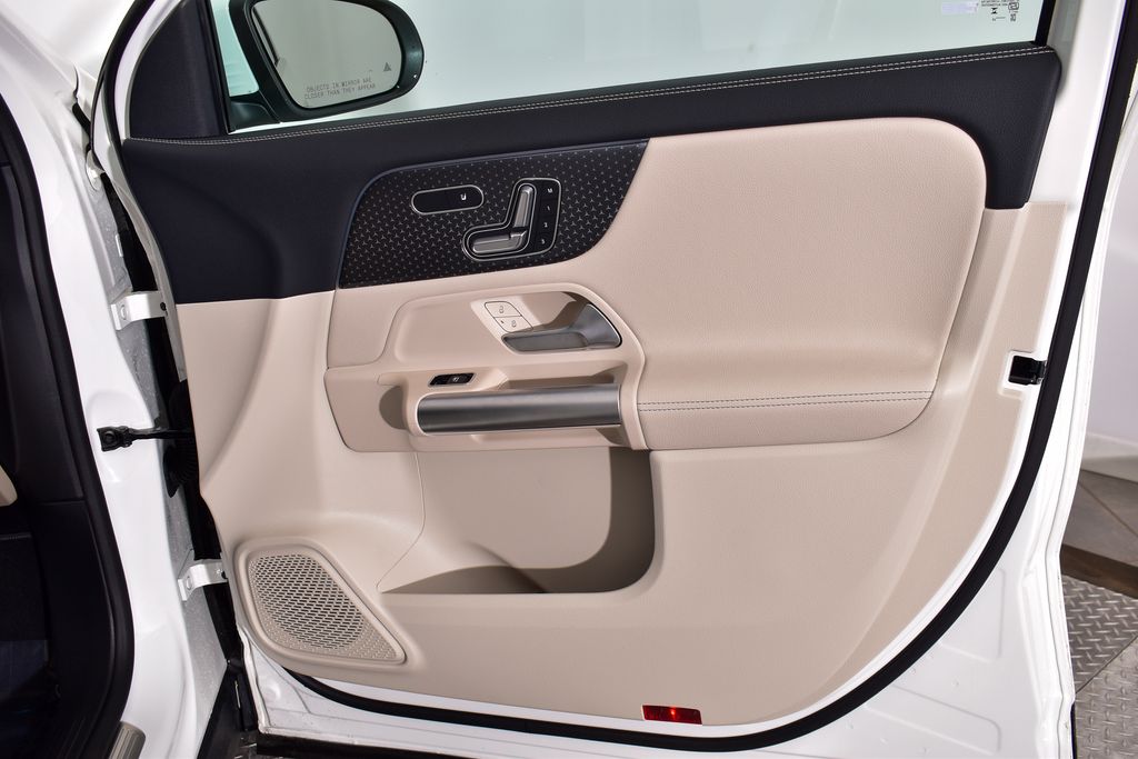 Thumbnail: 2026 Mercedes-Benz GLA - 26