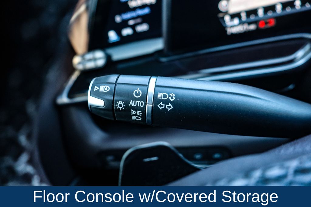 CadillacEscalade ESV30