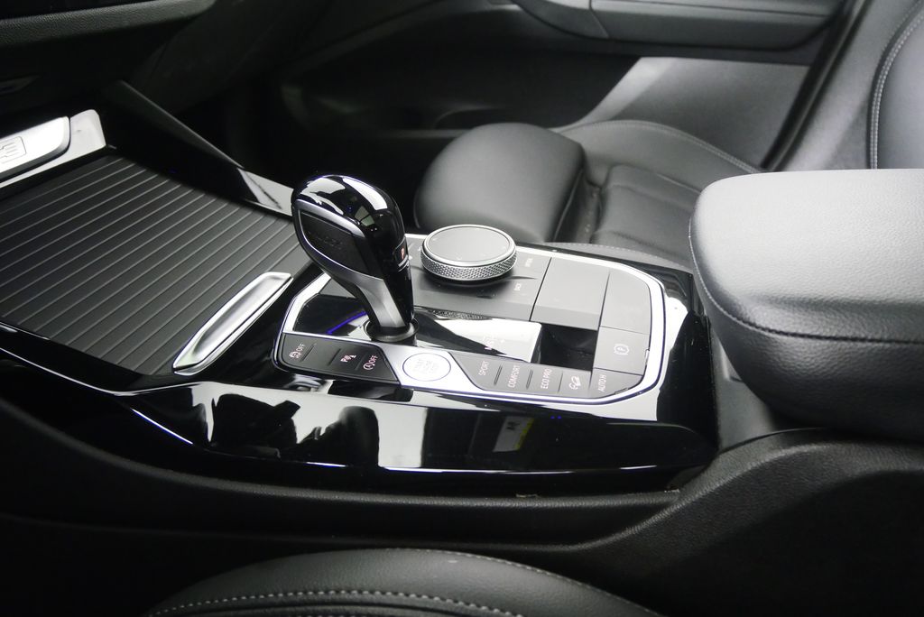 Thumbnail: 2023 BMW X3 - 23
