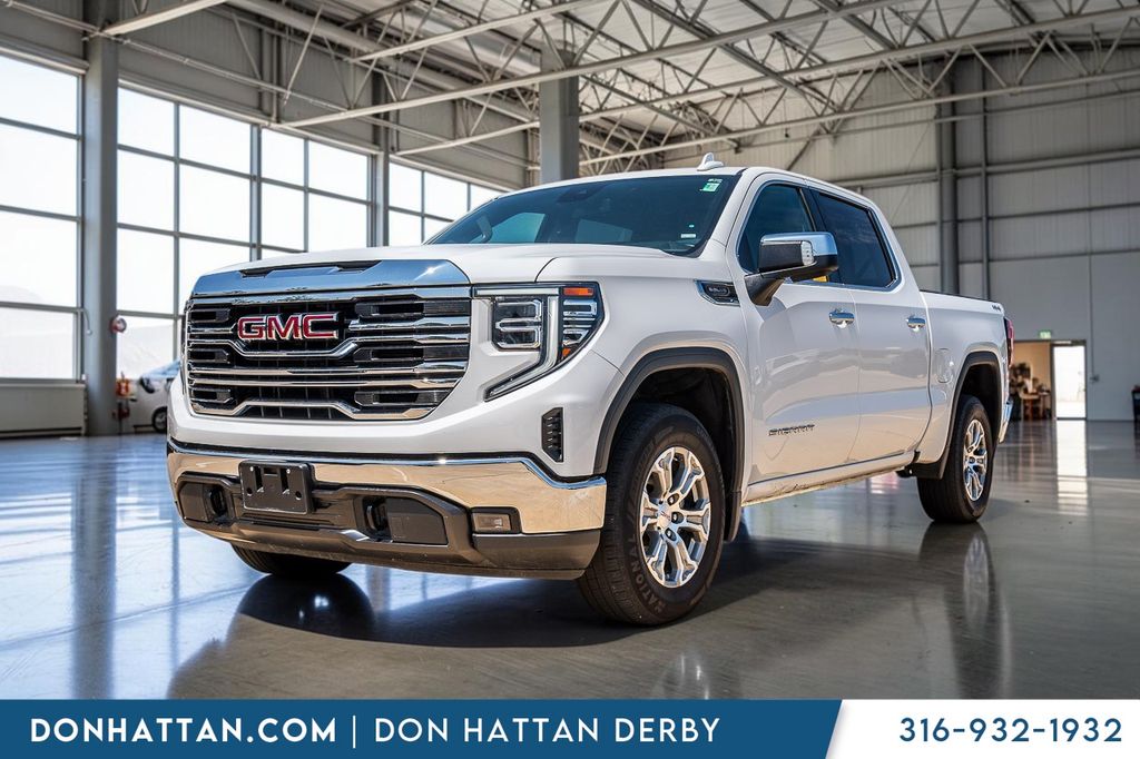  2025 GMC Sierra 1500 SLT Crew Cab 4WD   