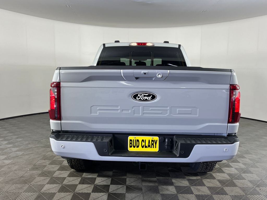 View vehicle photo 7