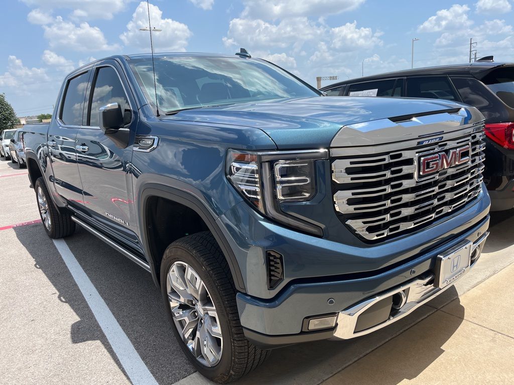 2024 GMC Sierra 1500 Denali 2
