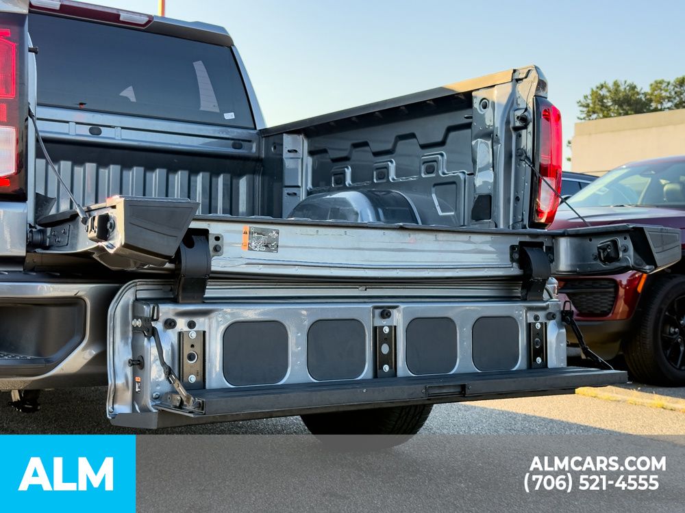 Used 2021  GMC Elevation image 8