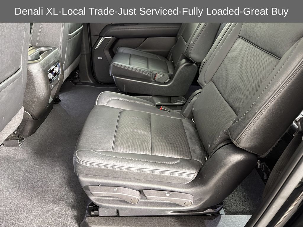 used 2022 GMC Yukon XL car, priced at $52,977