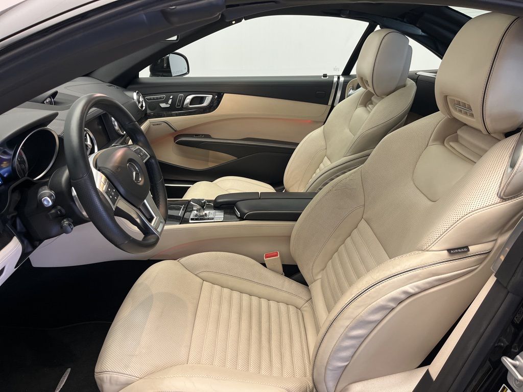 Thumbnail: 2016 Mercedes-Benz SL-Class - 13