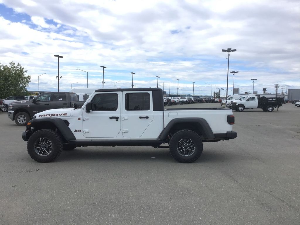 2024 Jeep Gladiator Mojave