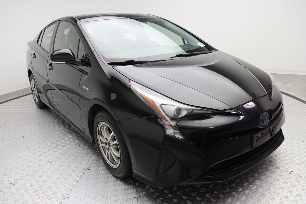 2016 Toyota Prius Three 6