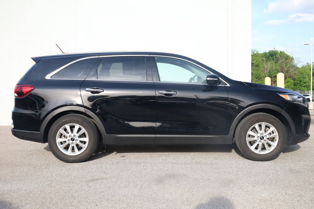 used 2019 Kia Sorento car, priced at $12,586