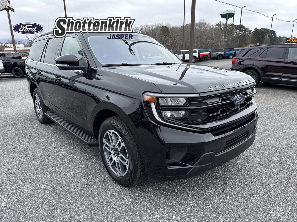 2025 Ford Expedition Active 4WD