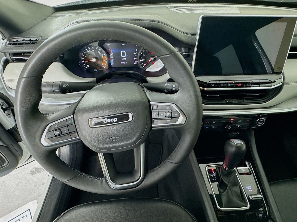 Used Car 2025 Jeep Compass  Limited For Sale Under $25,000 In Austin, Texas