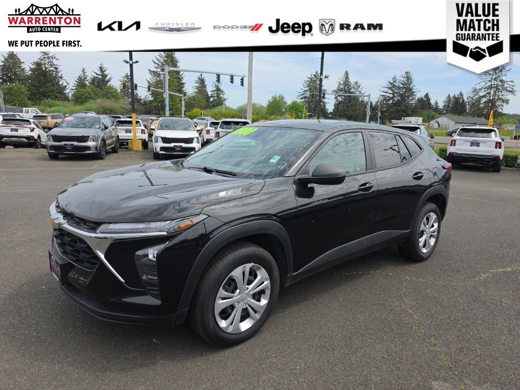 2024 Chevrolet Trax LS