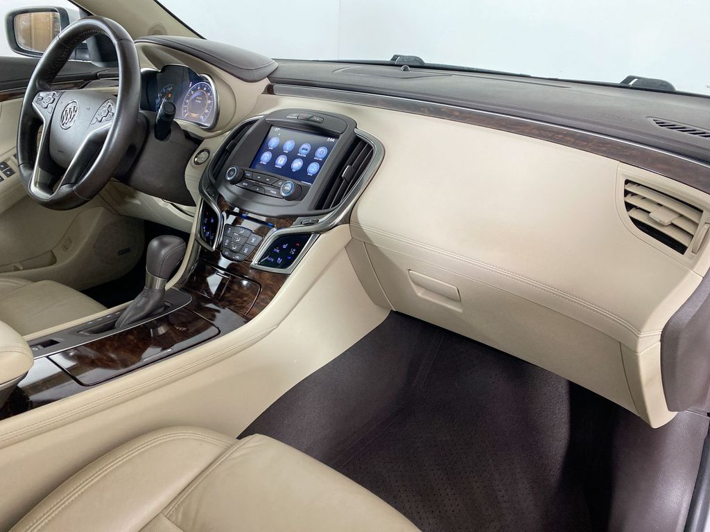 2016 Buick LaCrosse Premium I Group 28