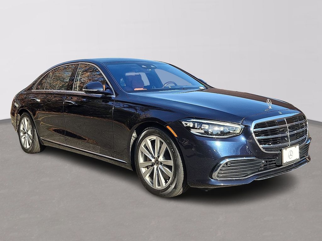 Thumbnail: 2022 Mercedes-Benz S-Class - 3