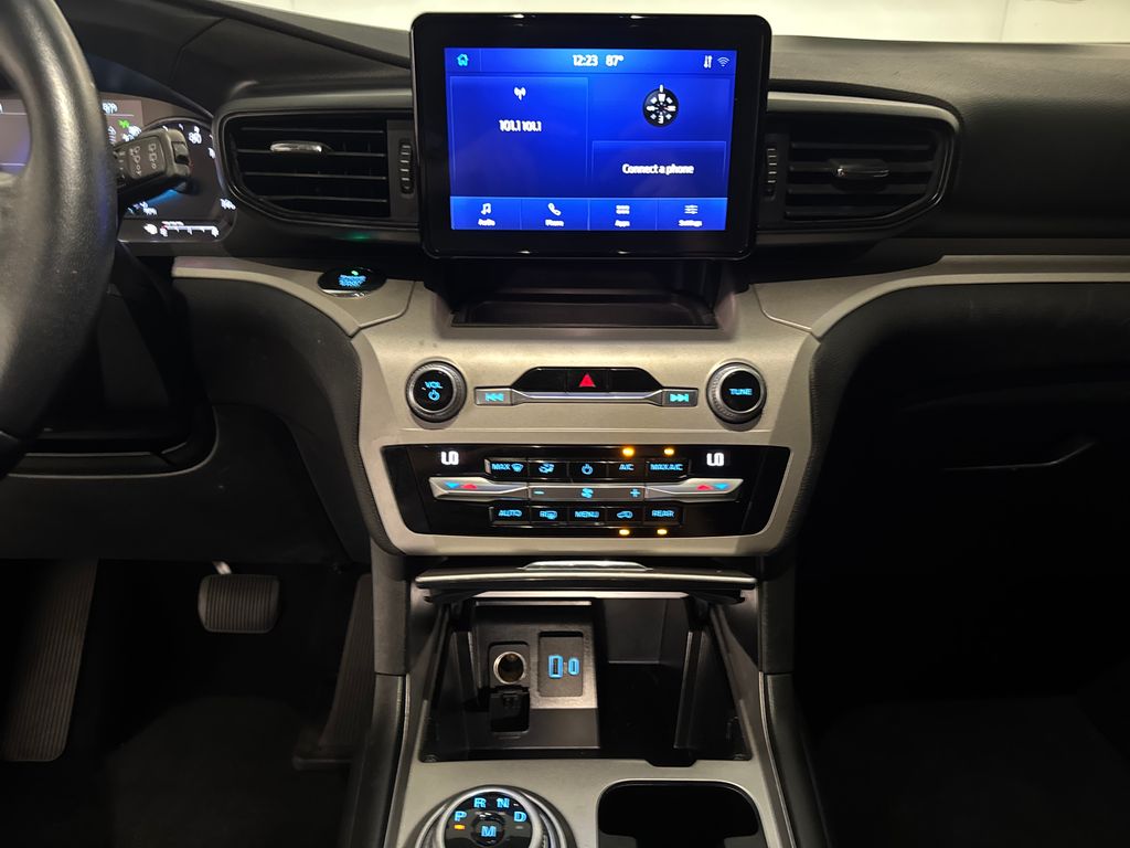 Certified Used 2020 Gray Ford XLT image 24