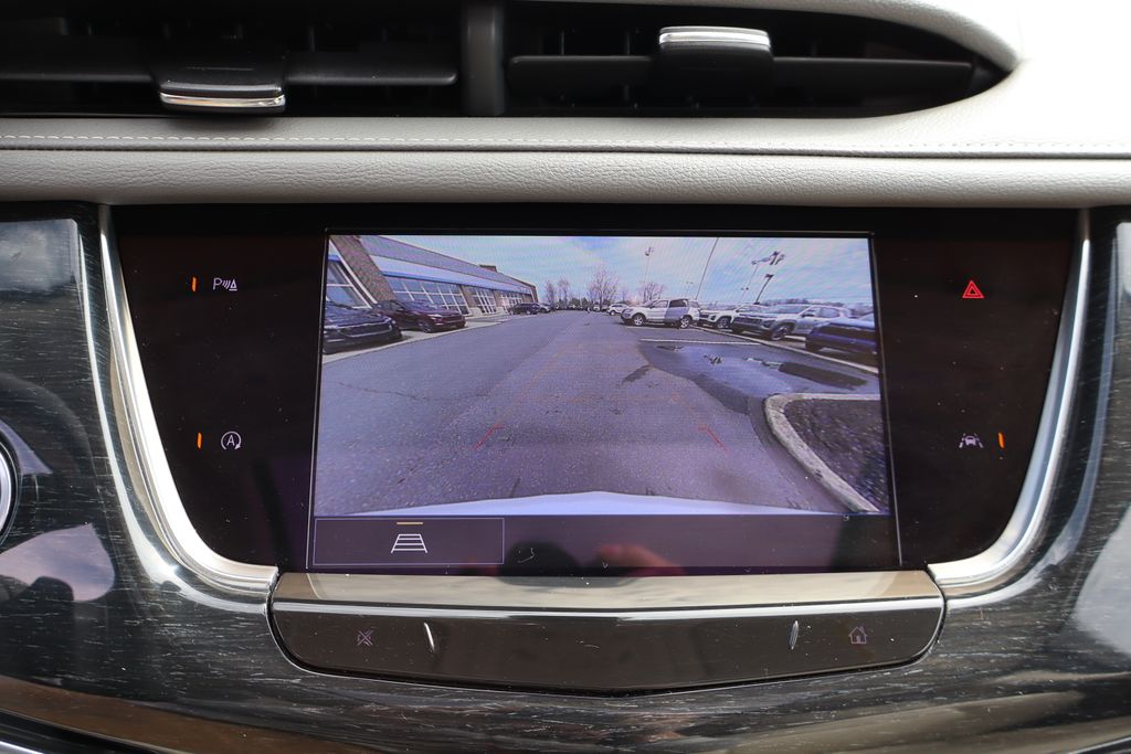 2022 Cadillac XT6 Premium Luxury photo