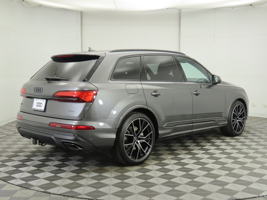 Thumbnail: 2025 Audi Q7 - 5