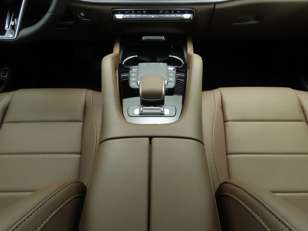2024 Mercedes-Benz GLS 450 4MATIC 16