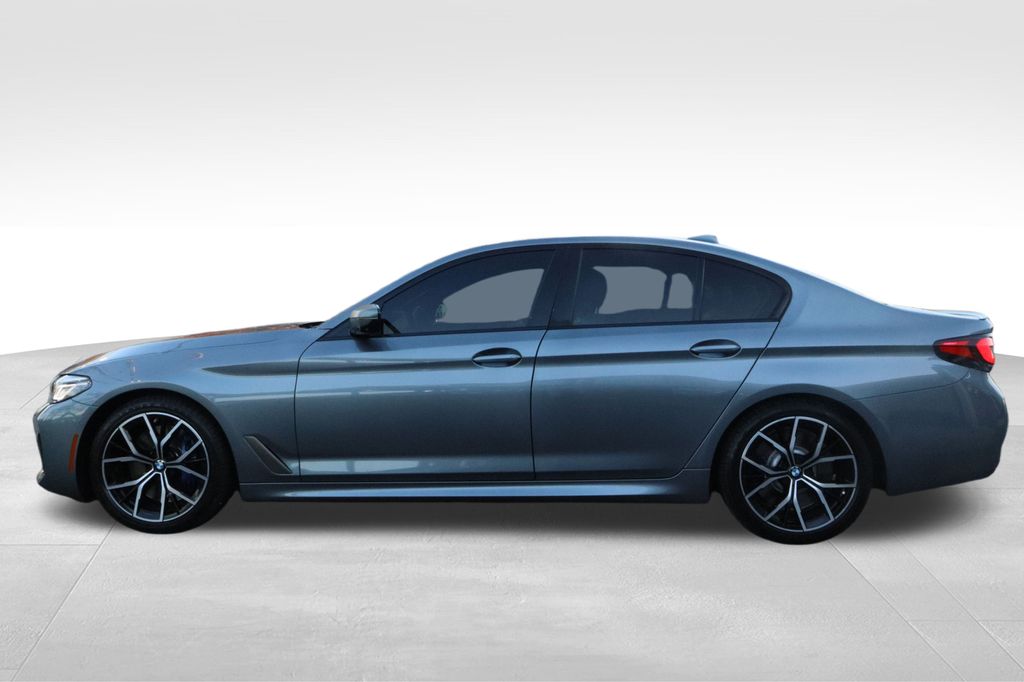 2021 BMW 5 Series M550i xDrive 12