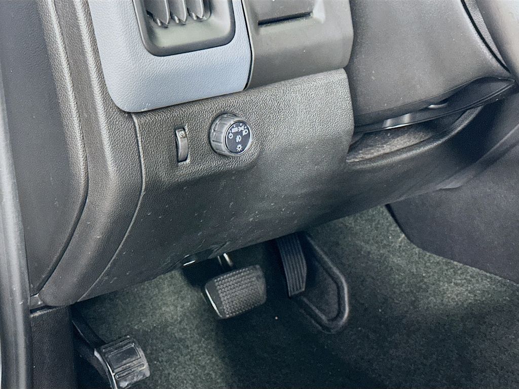 Thumbnail: 2018 Chevrolet Colorado - 10