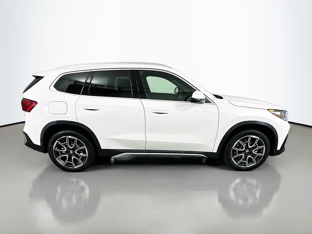 Thumbnail: 2026 BMW X1 - 4