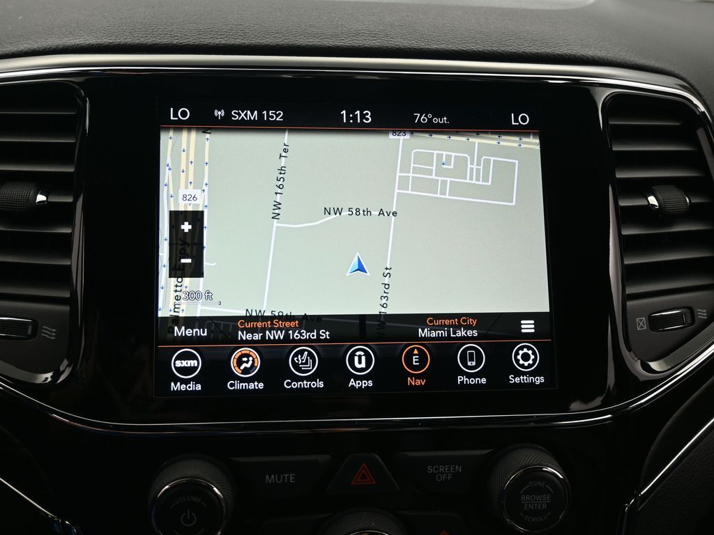 Used 2021 Bright White Clearcoat Jeep Limited image 20